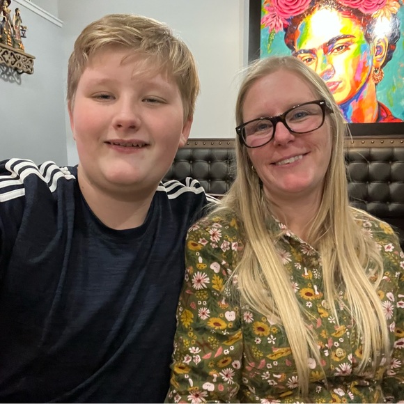 Meet your Posher, Gina - Picture 4 of 4